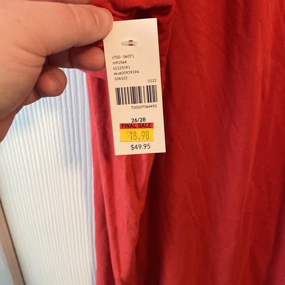 Red Swing Tee - Picture 4 of 4